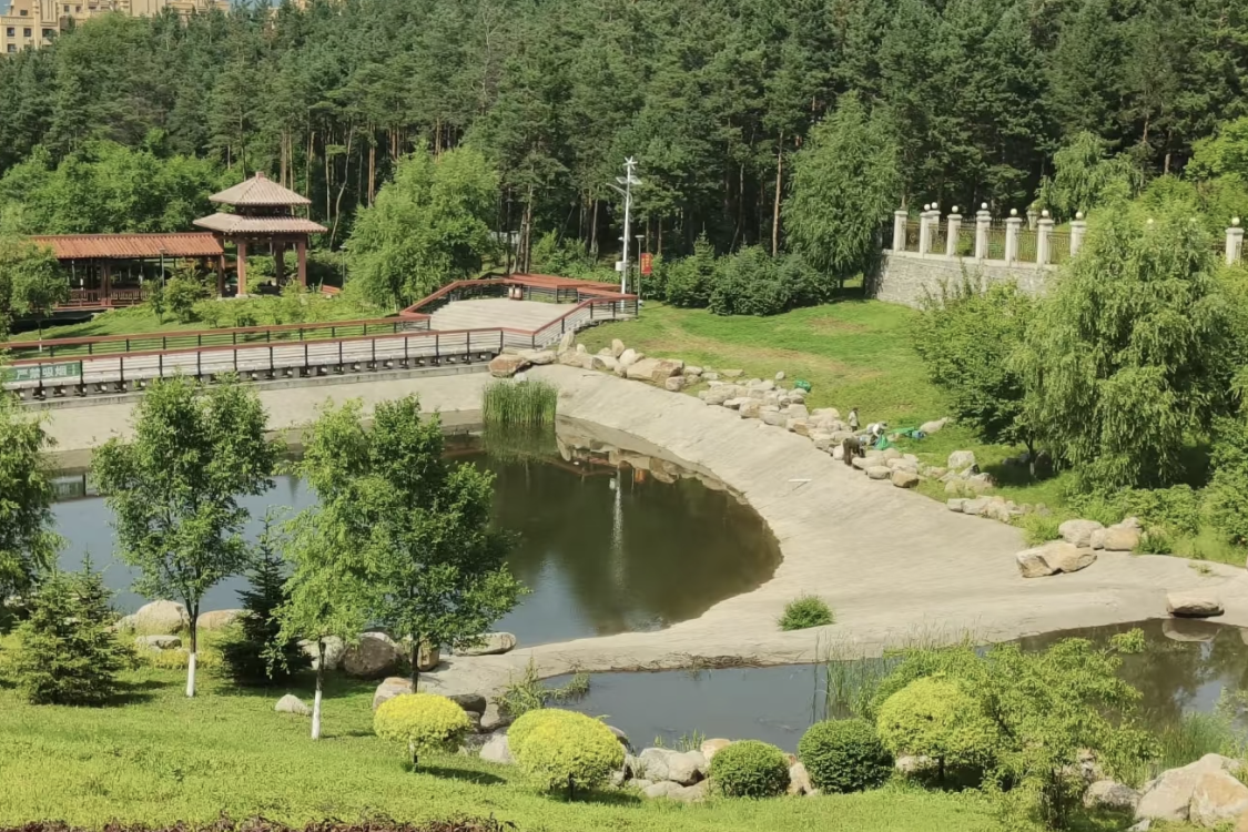 Jixi Zoo and Botanical Garden